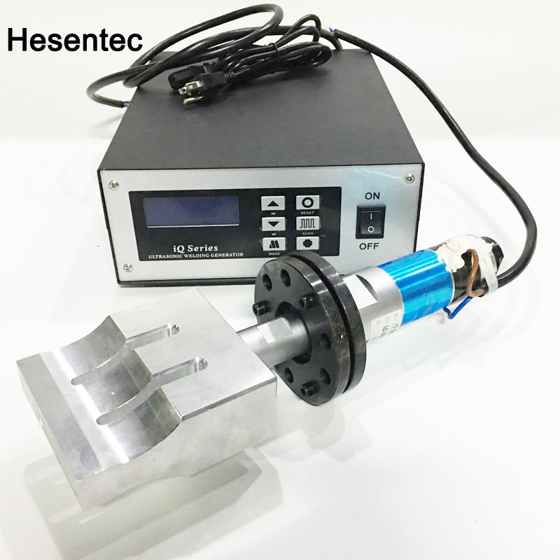 Plastic PVC/PP/PE Material Ultrasonic Welding Generator 2600W